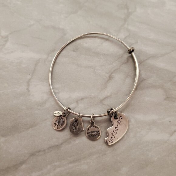 💕 Alex and Ani BFF Best Friends Silver Expandable Charm Bracelet 💕 - Picture 1 of 4